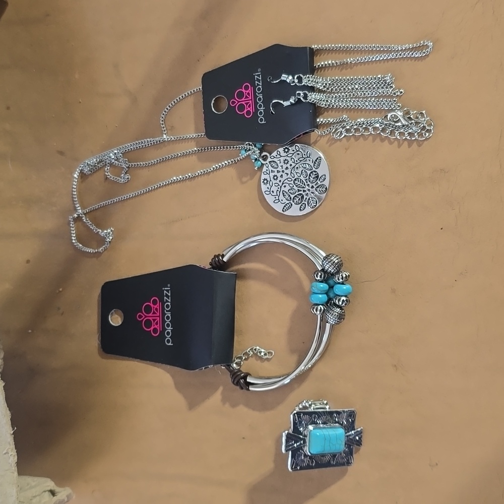 Necklace, earrings, bracelet, ring